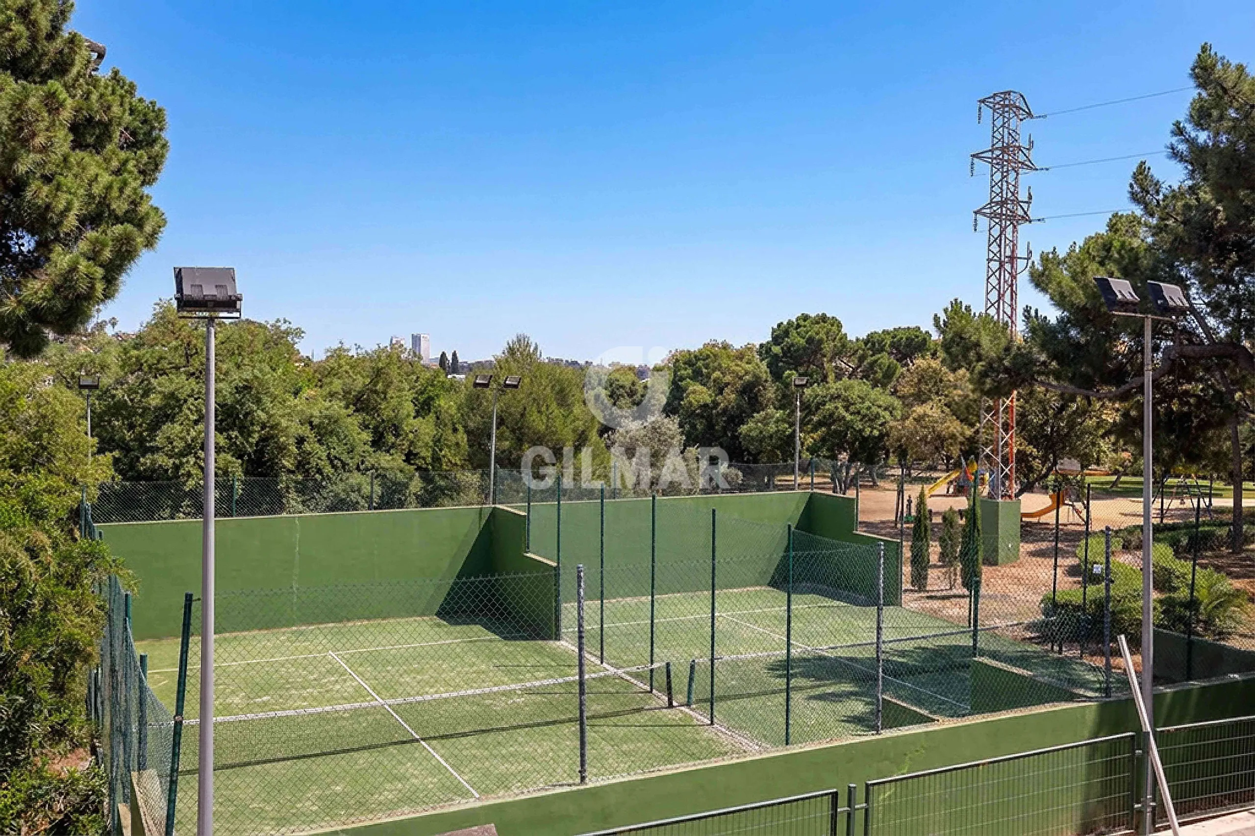 Townhouse in Marbella Este - Málaga