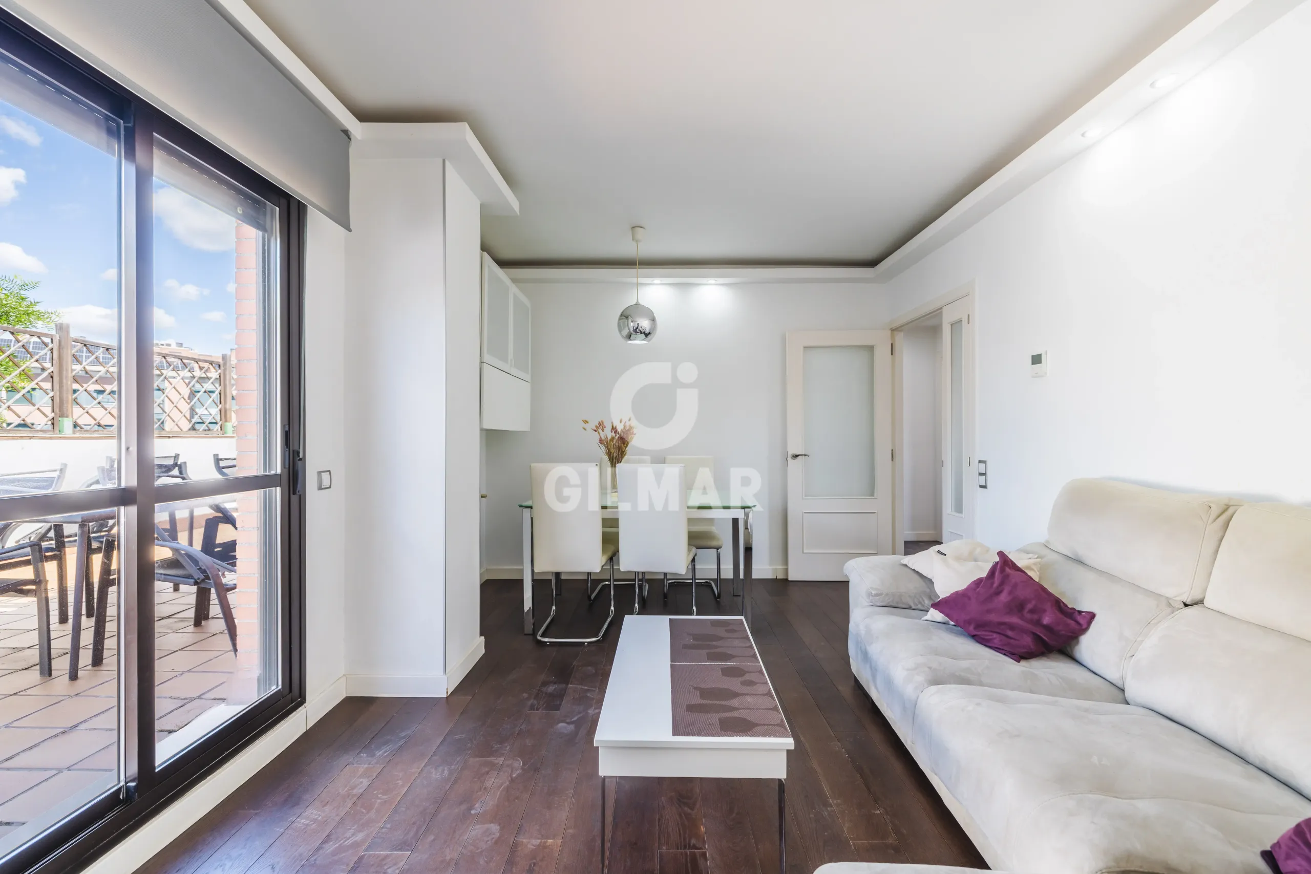 Apartment in Adelfas - Madrid