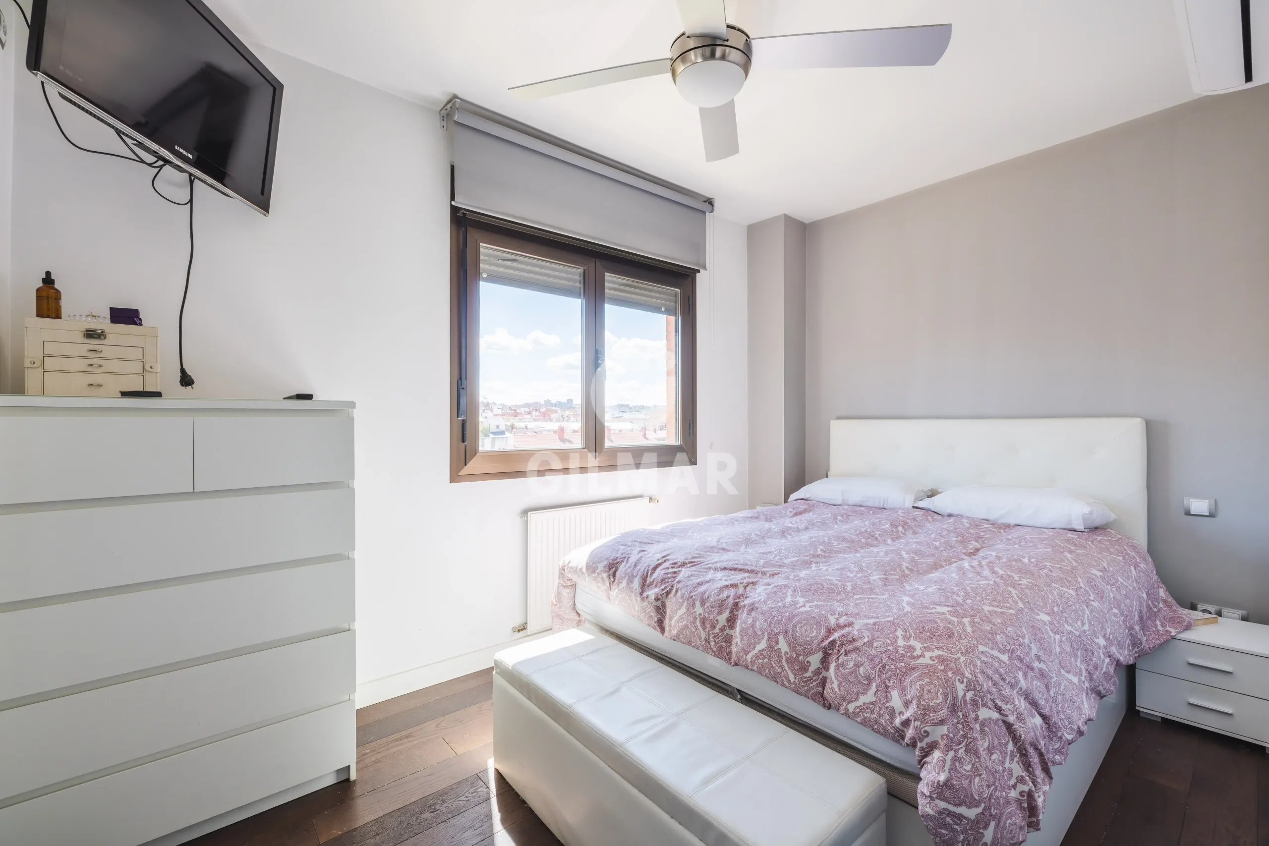 Apartment in Adelfas - Madrid