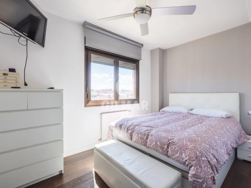 Apartment in Adelfas - Madrid