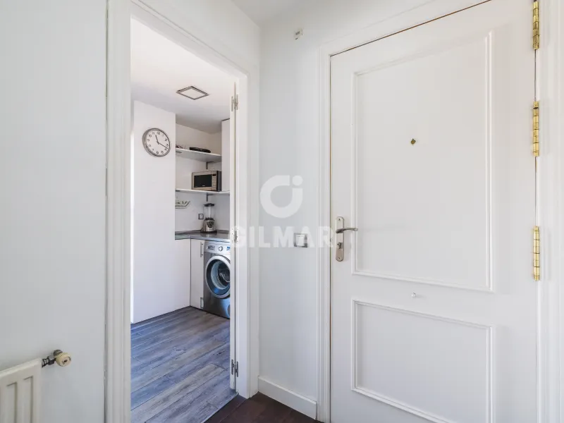 Apartment in Adelfas - Madrid