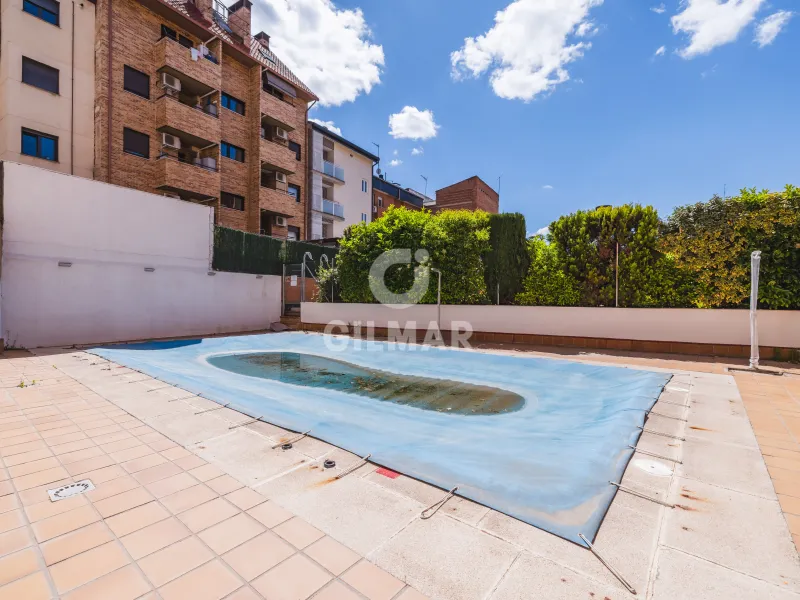 Apartment in Adelfas - Madrid