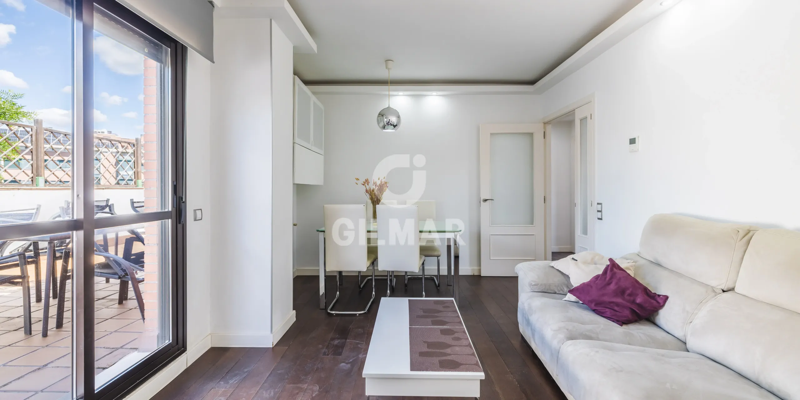Apartment in Adelfas - Madrid