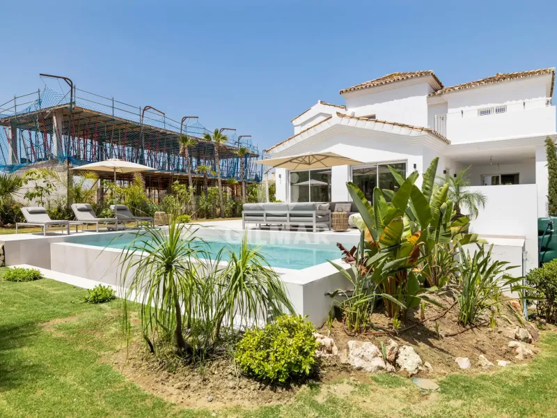 Villa in Casares - Málaga