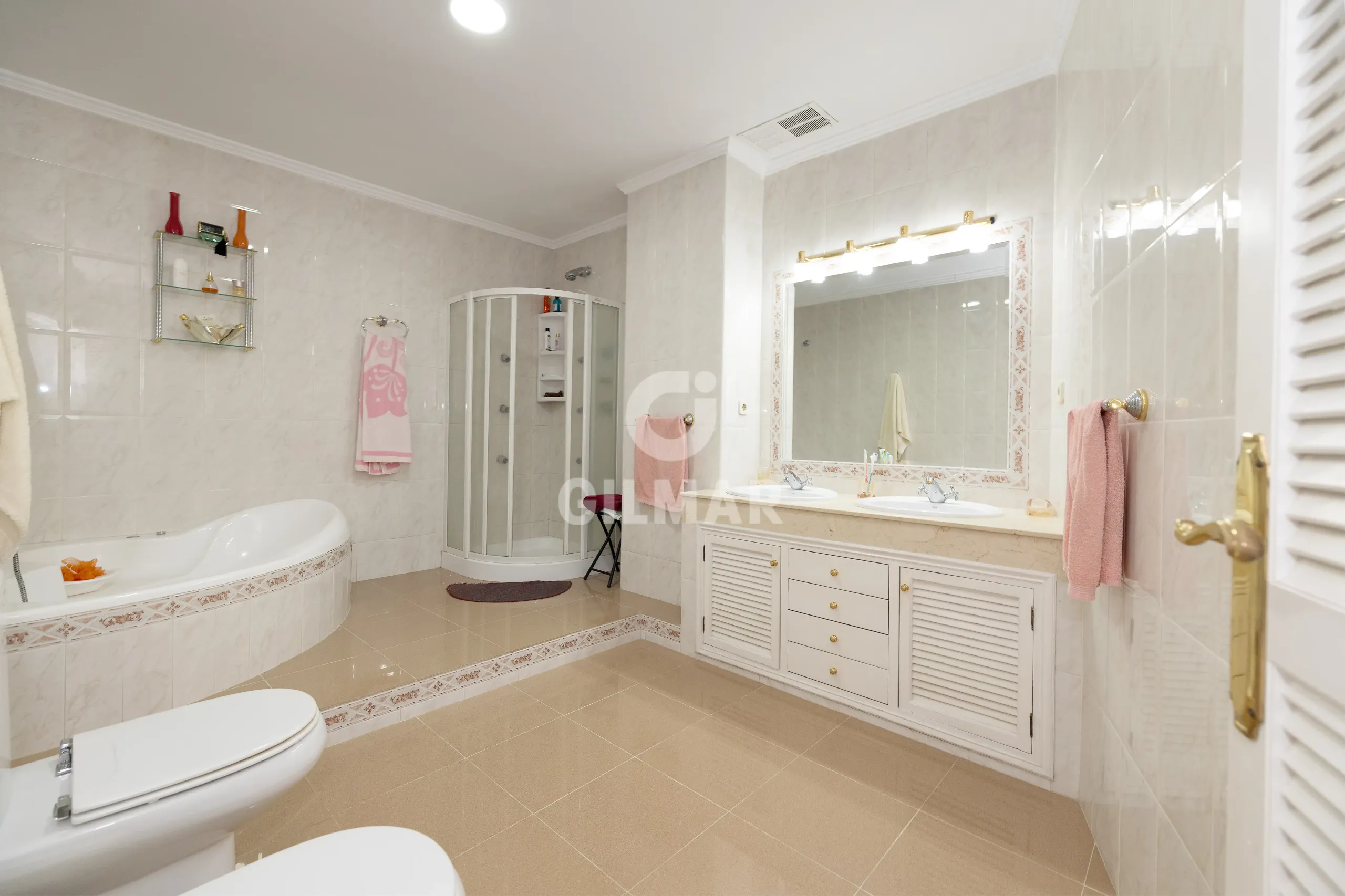 Semi-detached house in Nueva Andalucía - Málaga