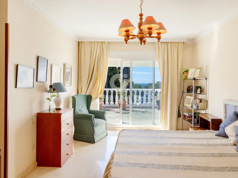 Semi-detached house in Nueva Andalucía - Málaga