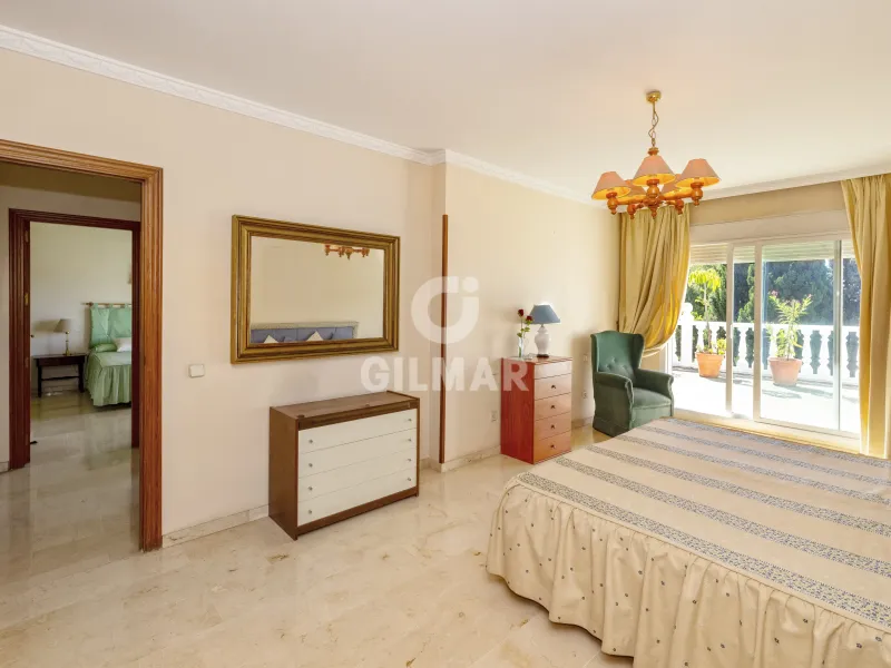 Semi-detached house in Nueva Andalucía - Málaga