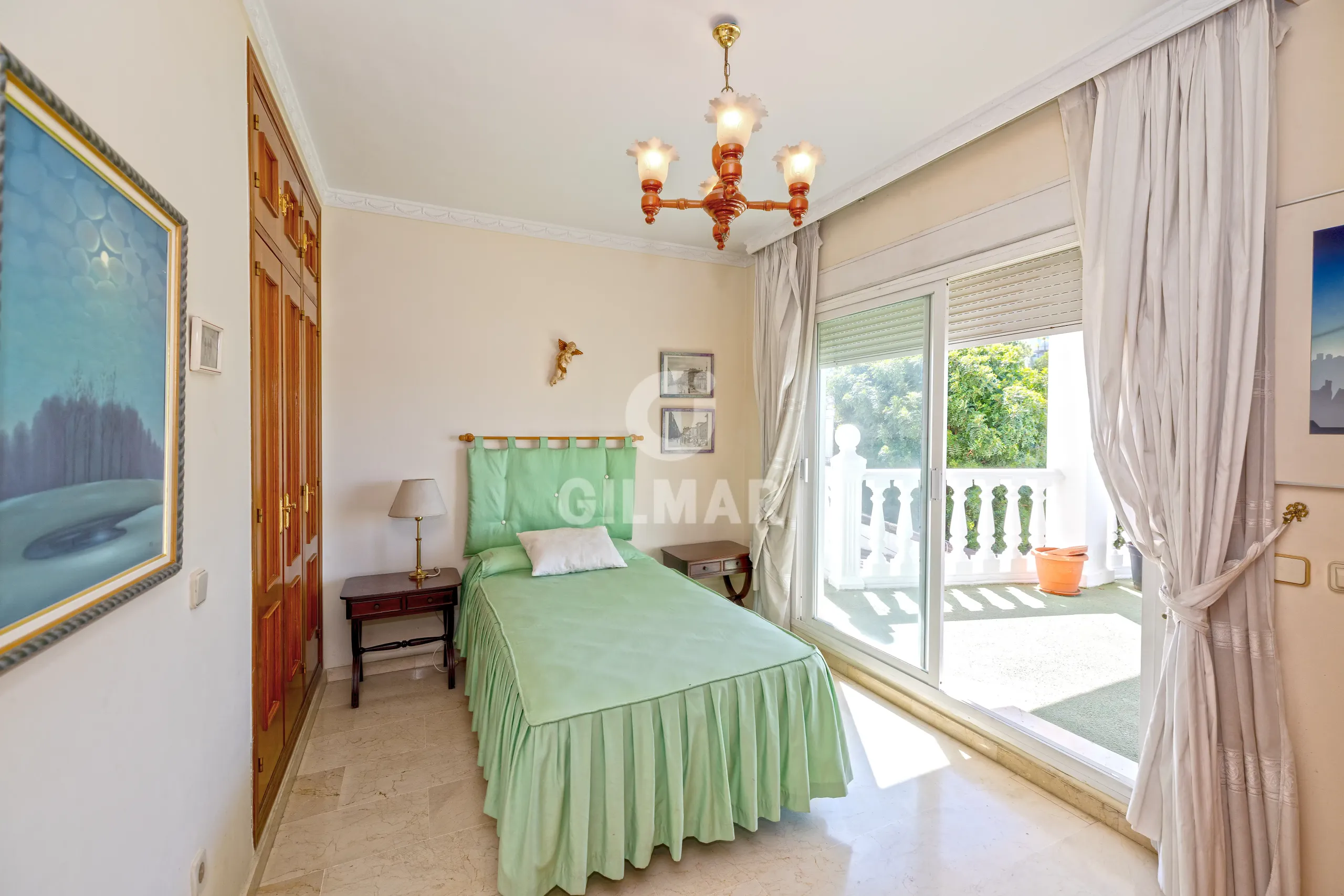 Semi-detached house in Nueva Andalucía - Málaga