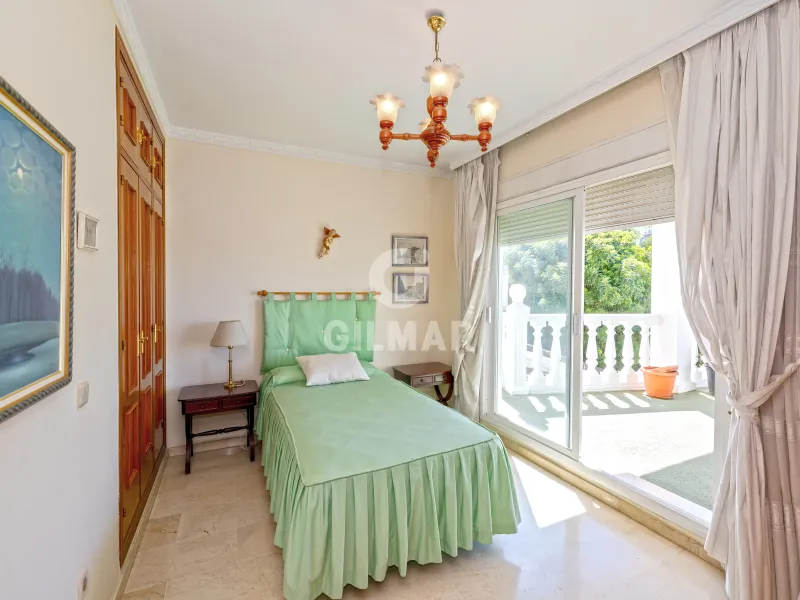 Semi-detached house in Nueva Andalucía - Málaga