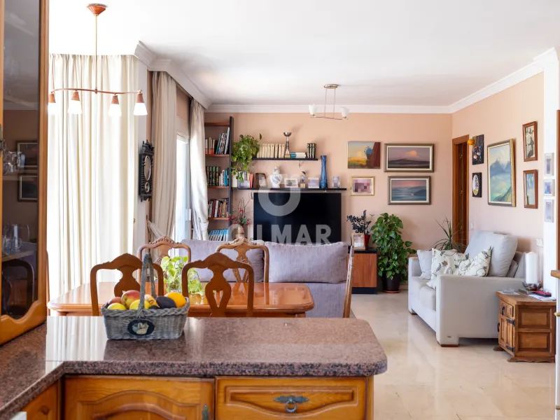 Semi-detached house in Nueva Andalucía - Málaga