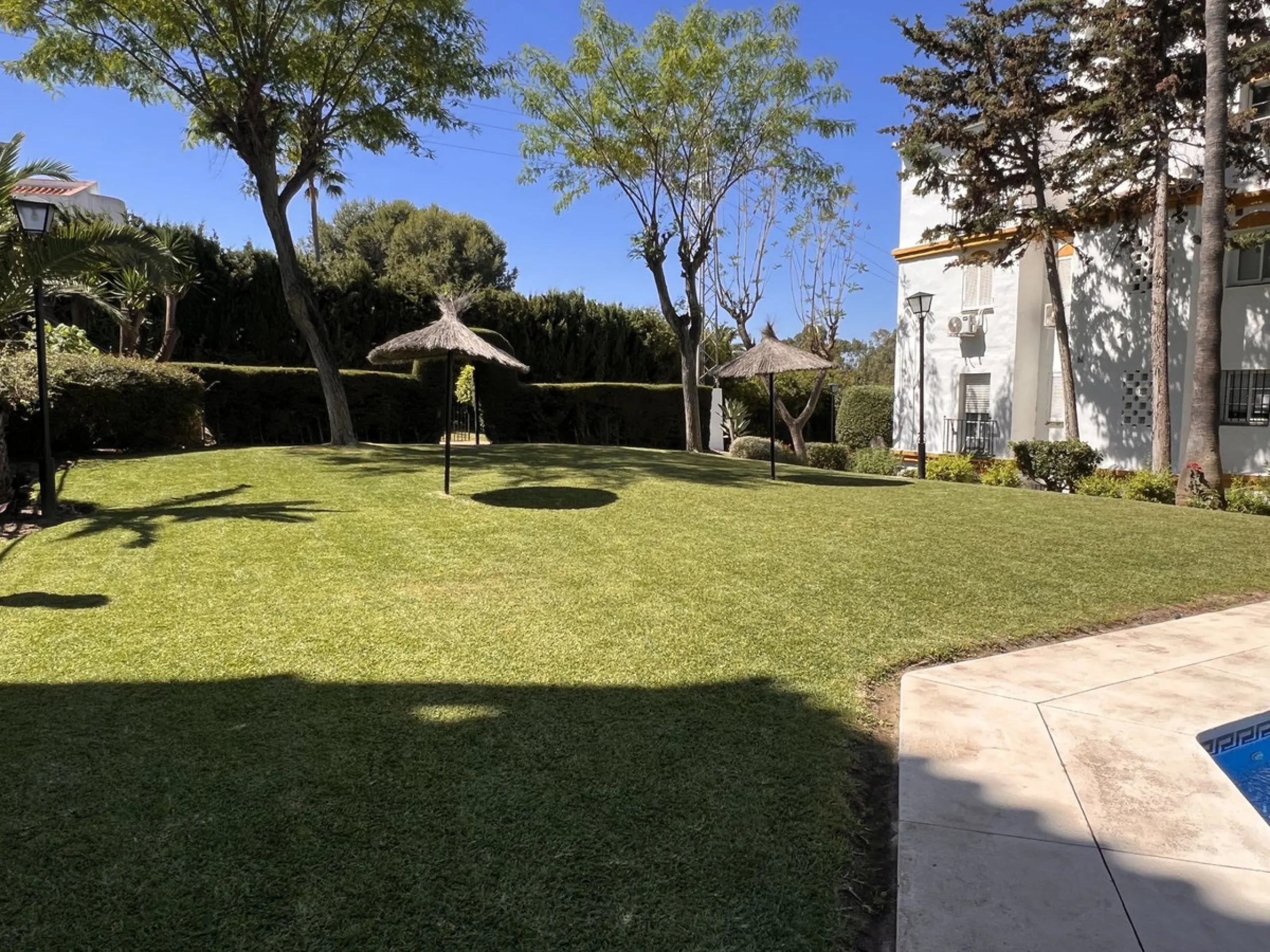 Apartment - Penthouse в продаже в Estepona, Málaga. В доме 2 спален и 2 ванных комнат. Площадь дома 156 м²