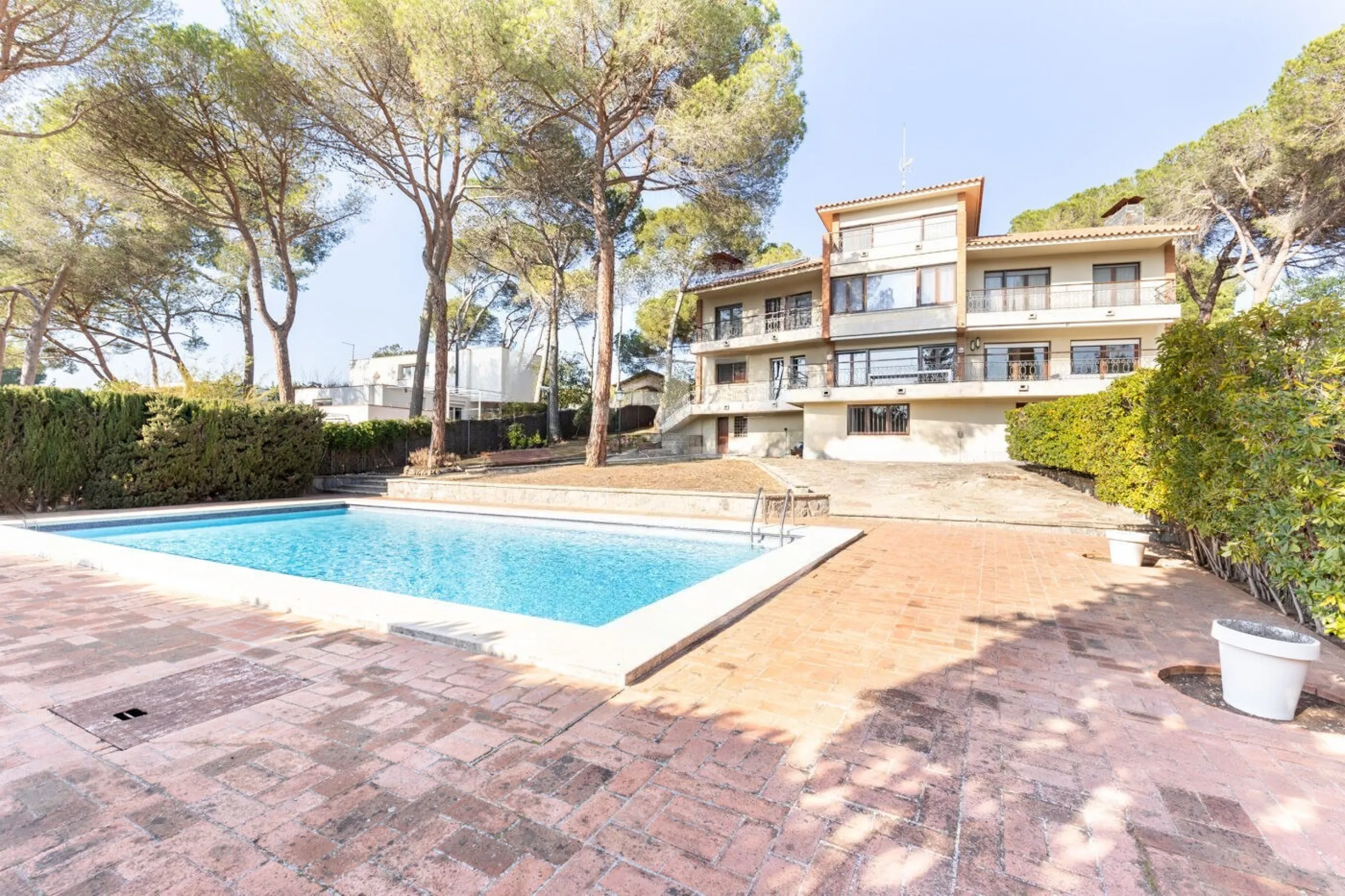 Elegant Residence with Panoramic Views and Total Privacy in Valldoreix, Sant Cugat del Valles, Barcelona