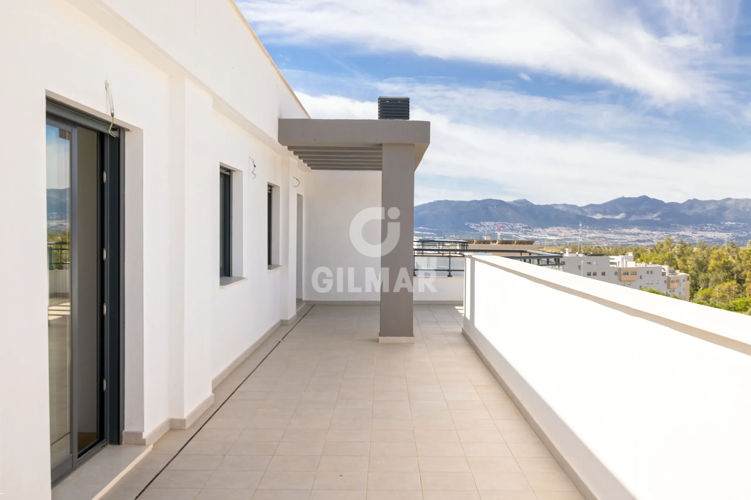 Penthouse in Puerto de la Torre - Málaga