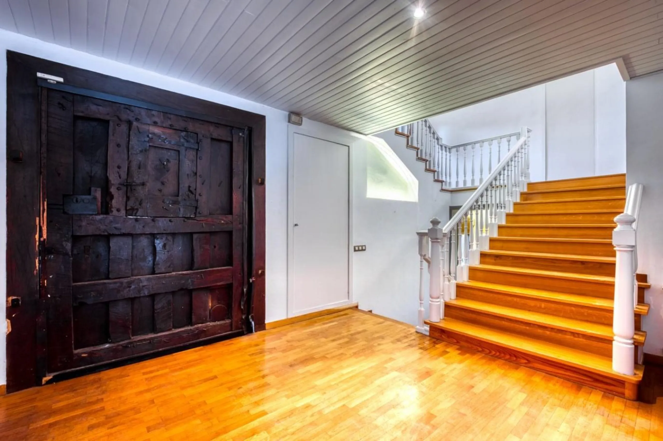 Contemporary Home in Golf – Can Trabal, Sant Cugat del Valles, Barcelona