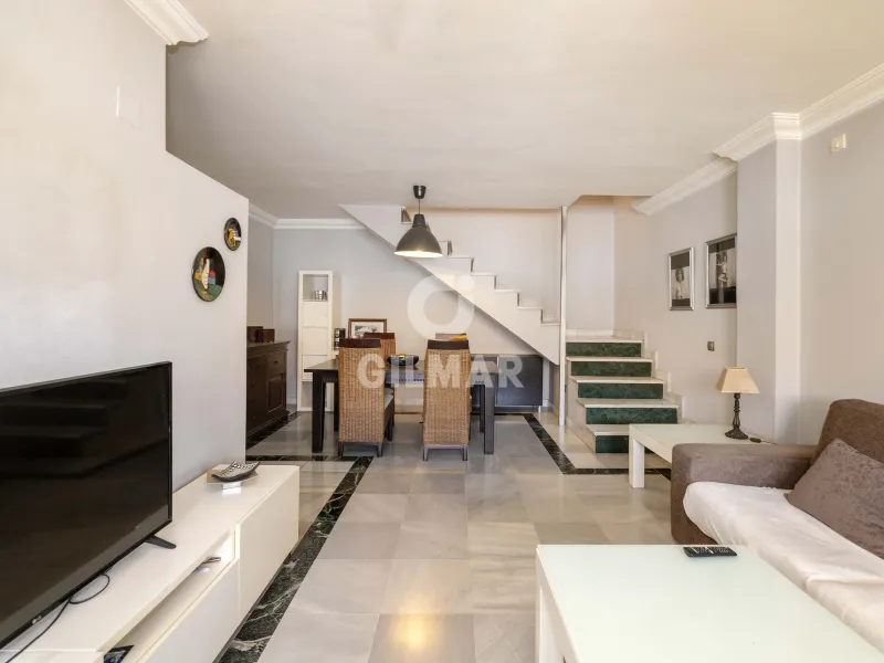 Duplex penthouse in Marbella Ciudad - Málaga