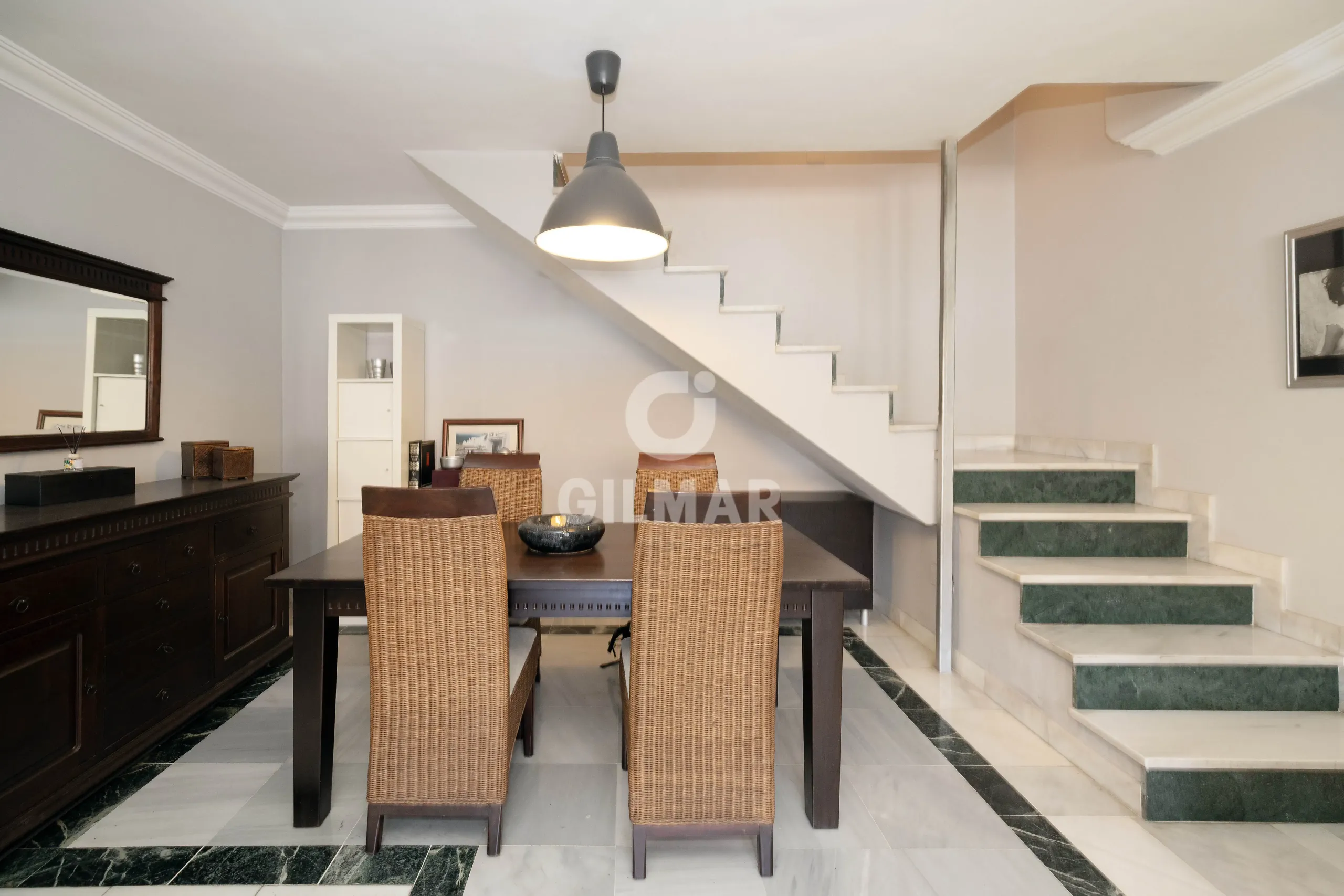 Duplex penthouse in Marbella Ciudad - Málaga