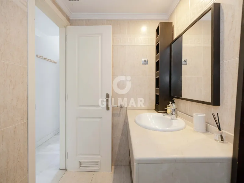 Duplex penthouse in Marbella Ciudad - Málaga