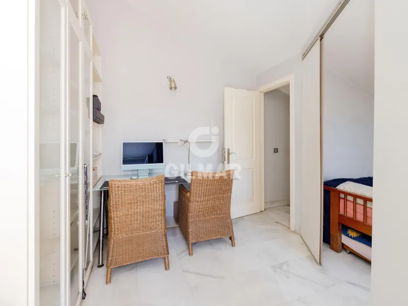 Duplex penthouse in Marbella Ciudad - Málaga