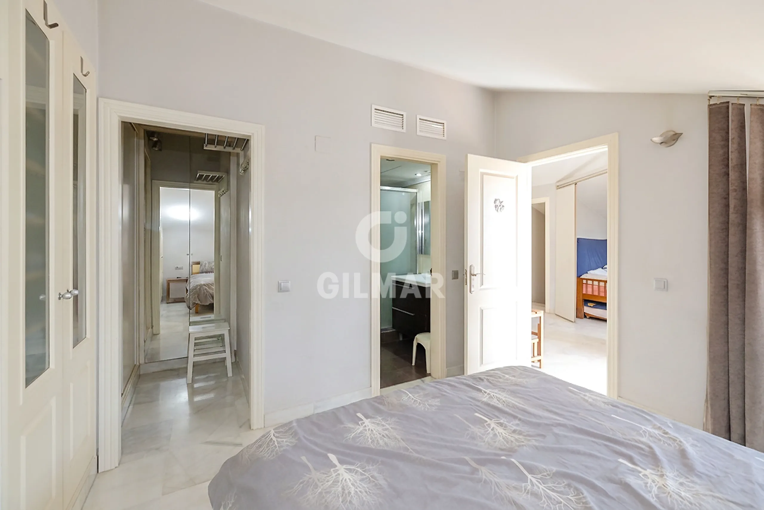 Duplex penthouse in Marbella Ciudad - Málaga