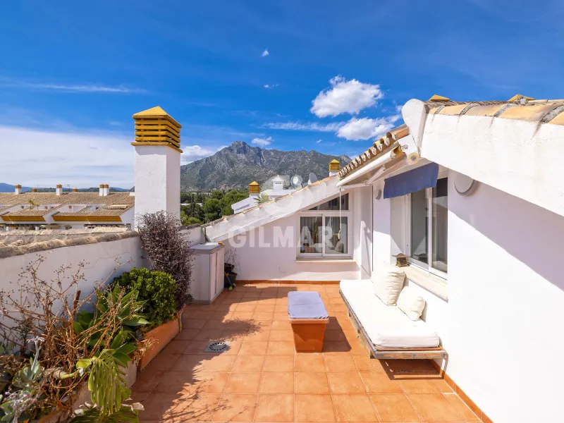 Duplex penthouse in Marbella Ciudad - Málaga