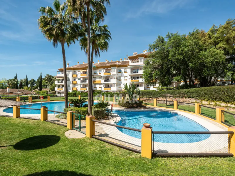 Duplex penthouse in Marbella Ciudad - Málaga