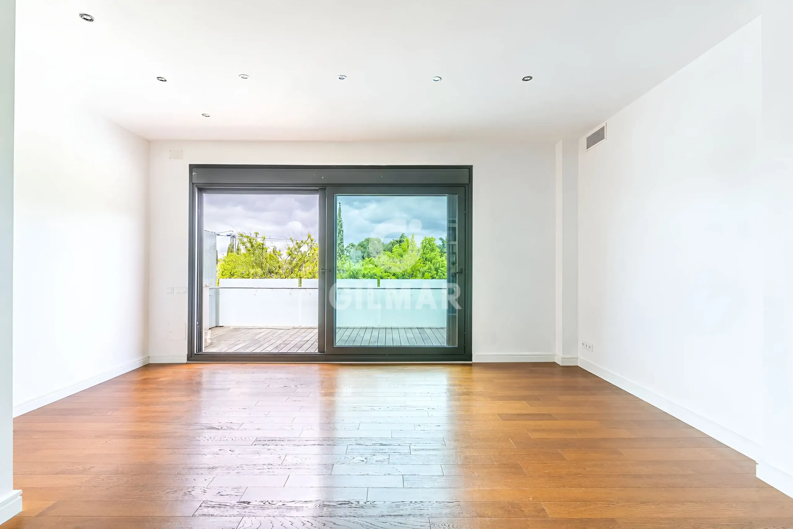 Apartment in Valdemarín - Madrid