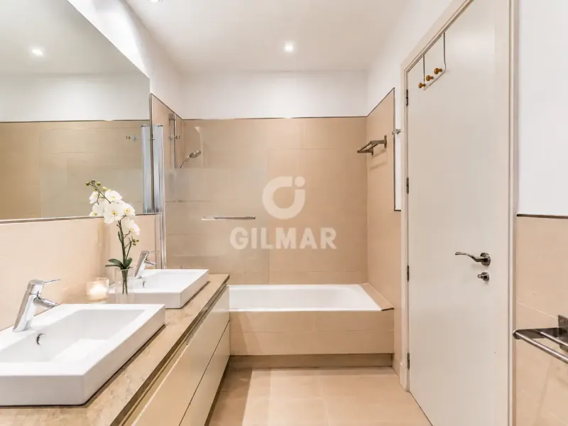 Apartment in Valdemarín - Madrid