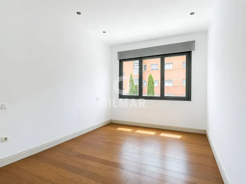Apartment in Valdemarín - Madrid