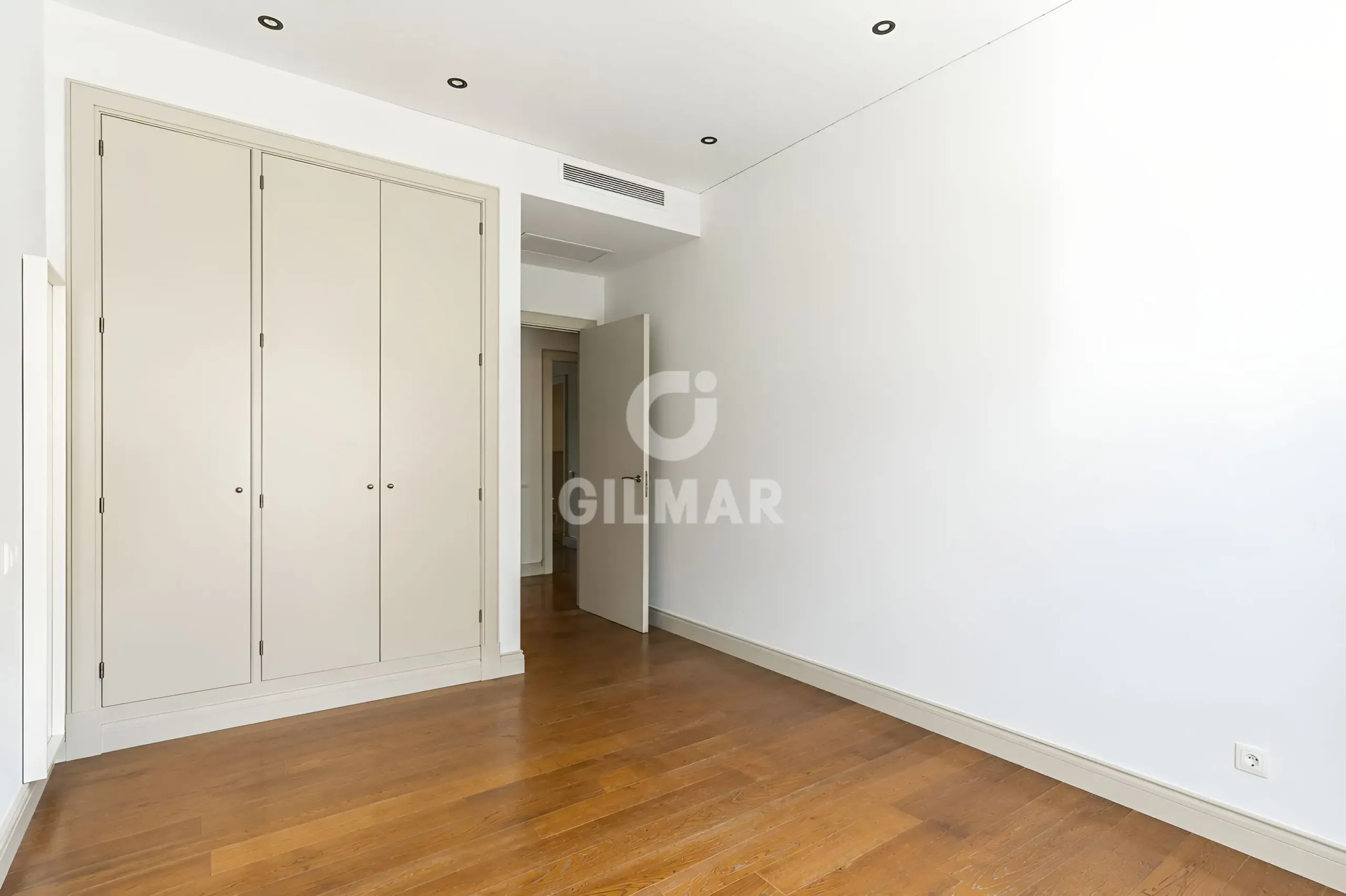 Apartment in Valdemarín - Madrid
