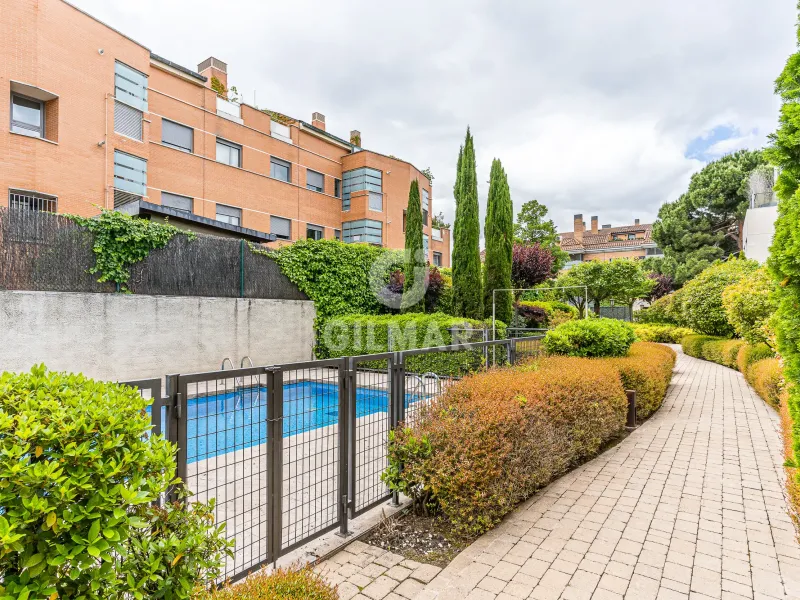 Apartment in Valdemarín - Madrid