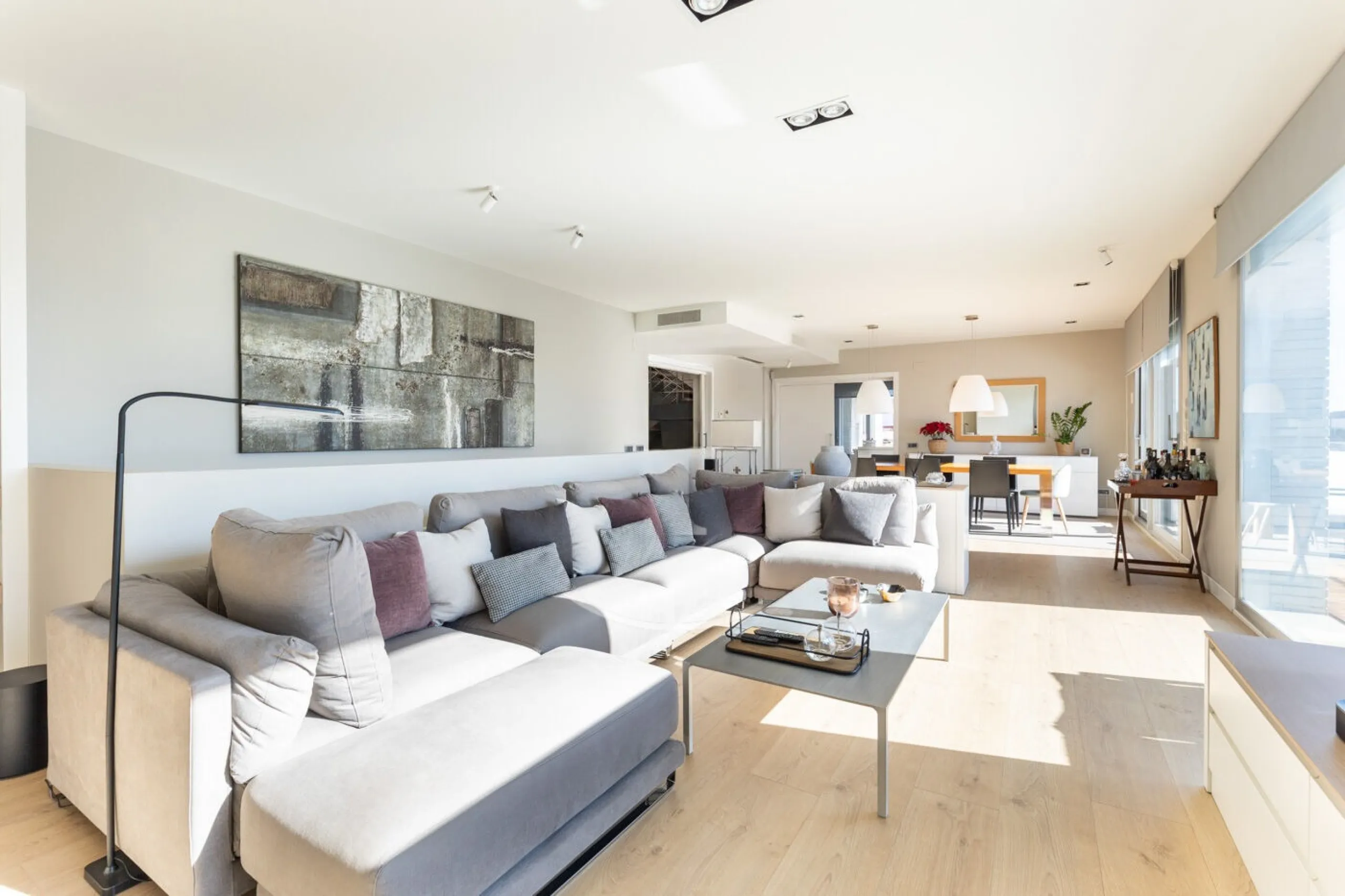 Modern Family Home with Garden and Pool in Sant Cugat del Valles, Barcelona