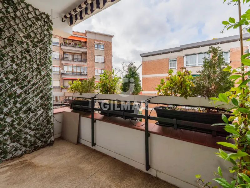 Apartment in Hispanoamérica - Madrid