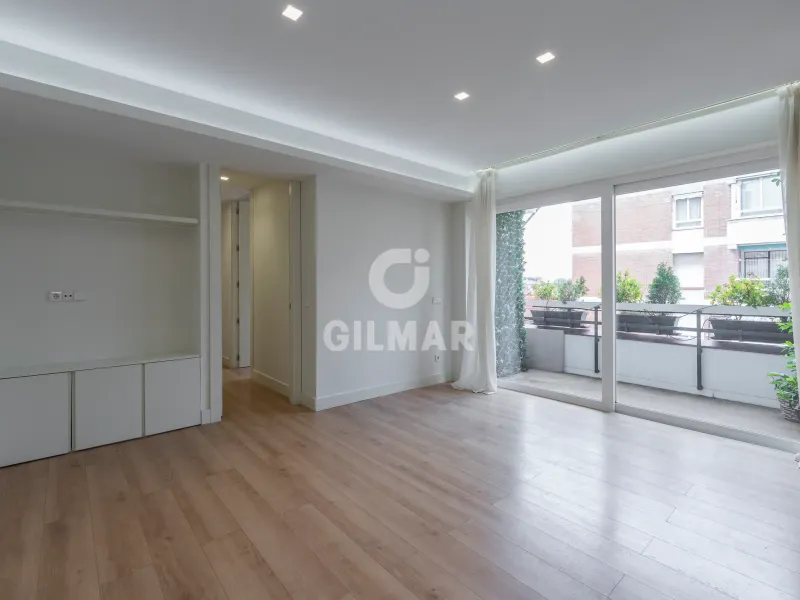 Apartment in Hispanoamérica - Madrid