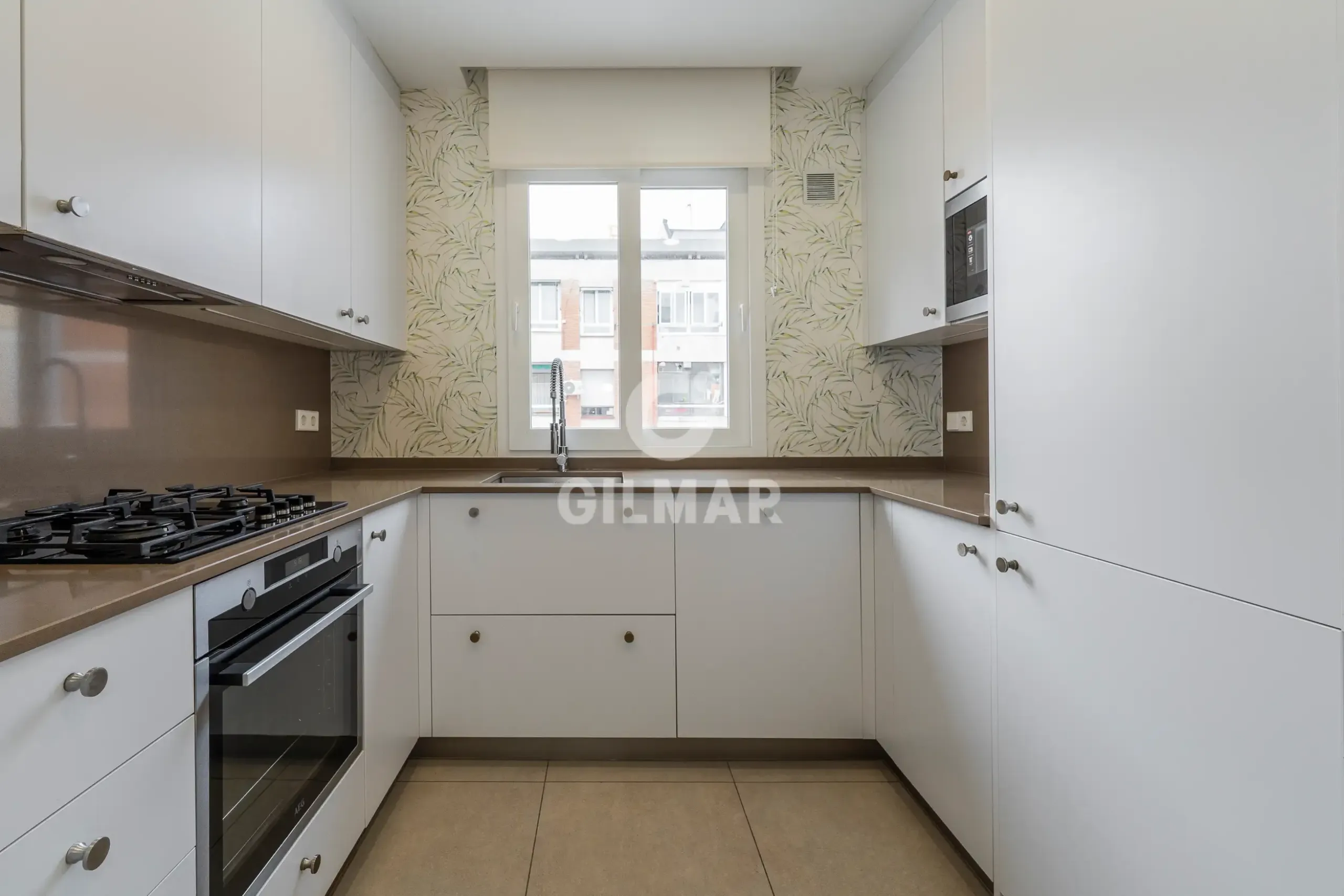 Apartment in Hispanoamérica - Madrid