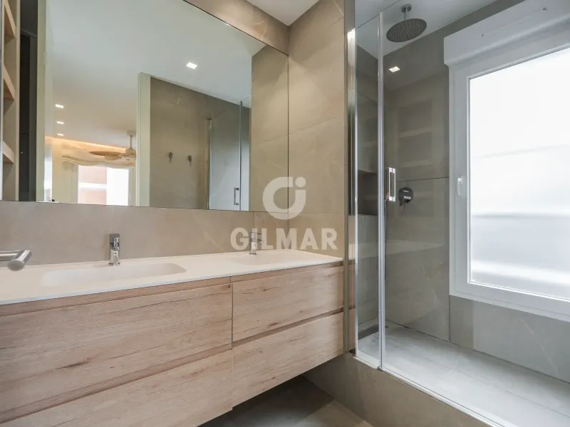 Apartment in Hispanoamérica - Madrid