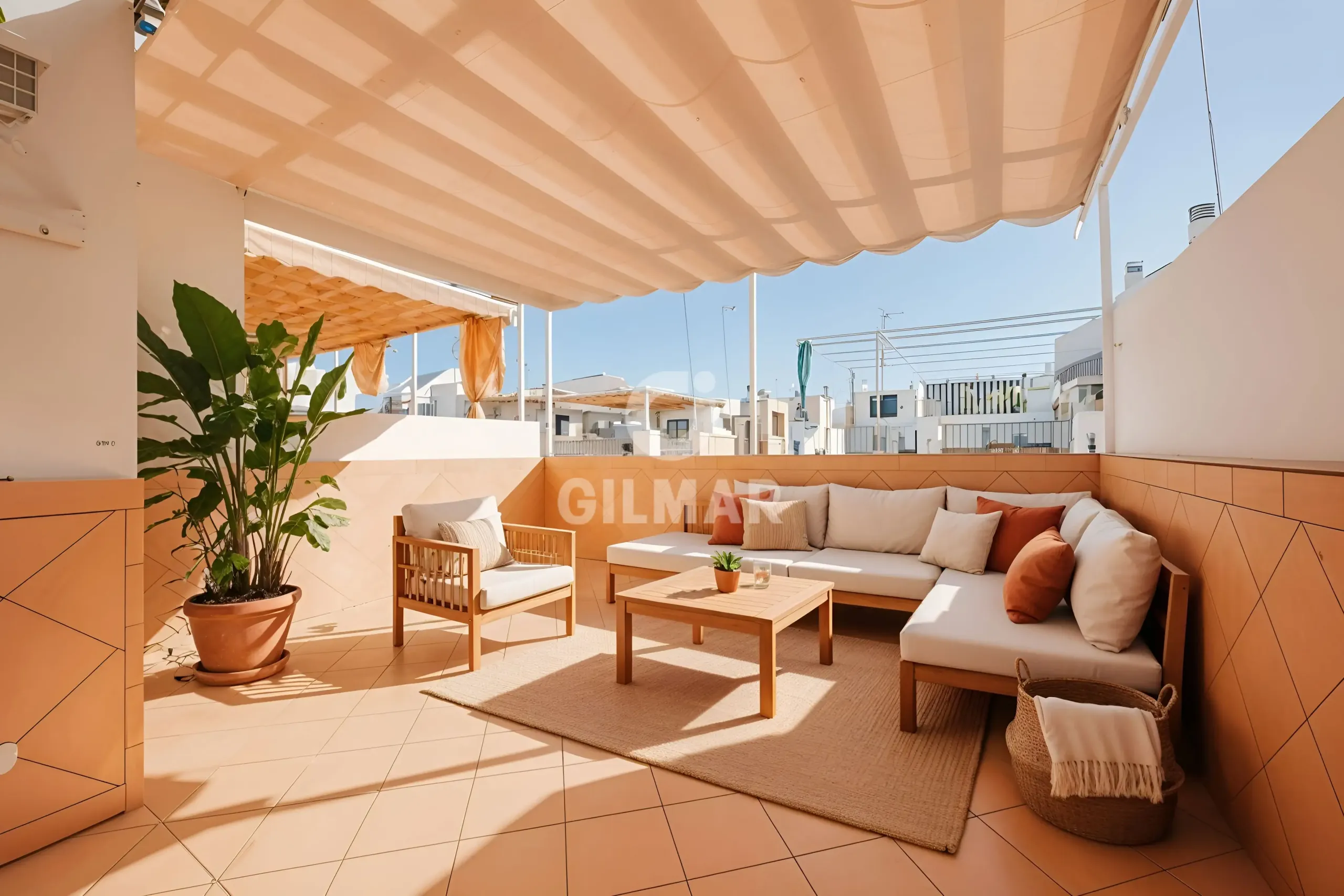 Townhouse in Santa Justa - Miraflores - Cruz Roja - Sevilla