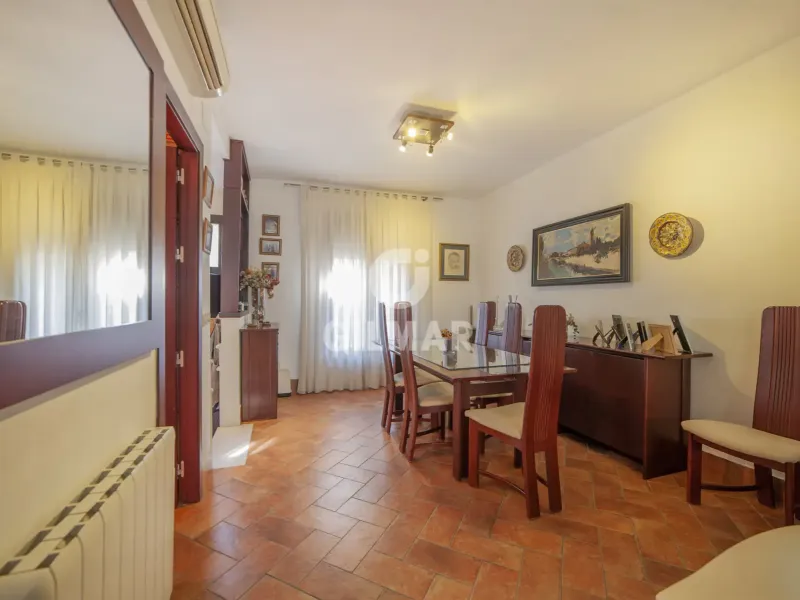 Townhouse in Santa Justa - Miraflores - Cruz Roja - Sevilla