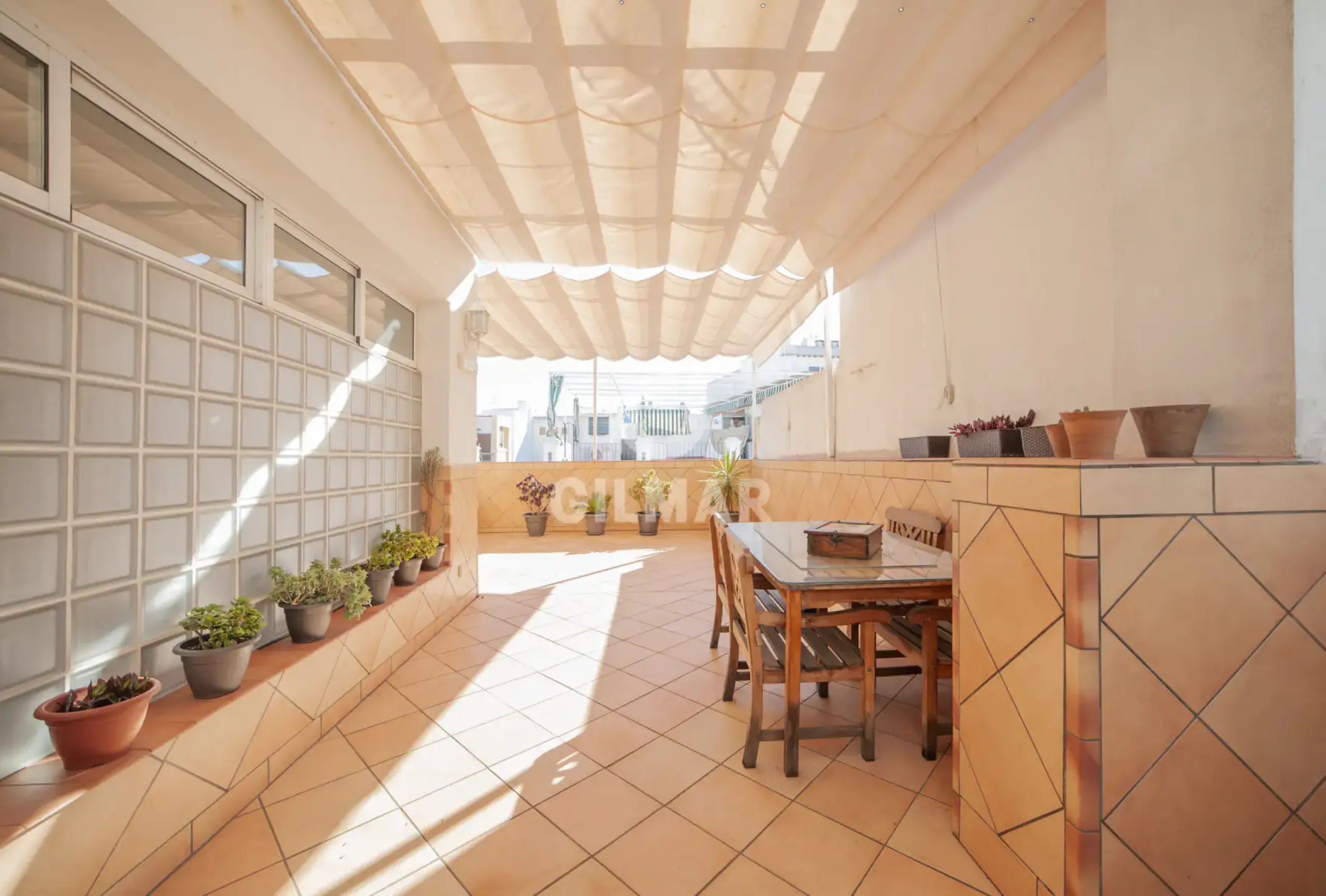 Townhouse in Santa Justa - Miraflores - Cruz Roja - Sevilla