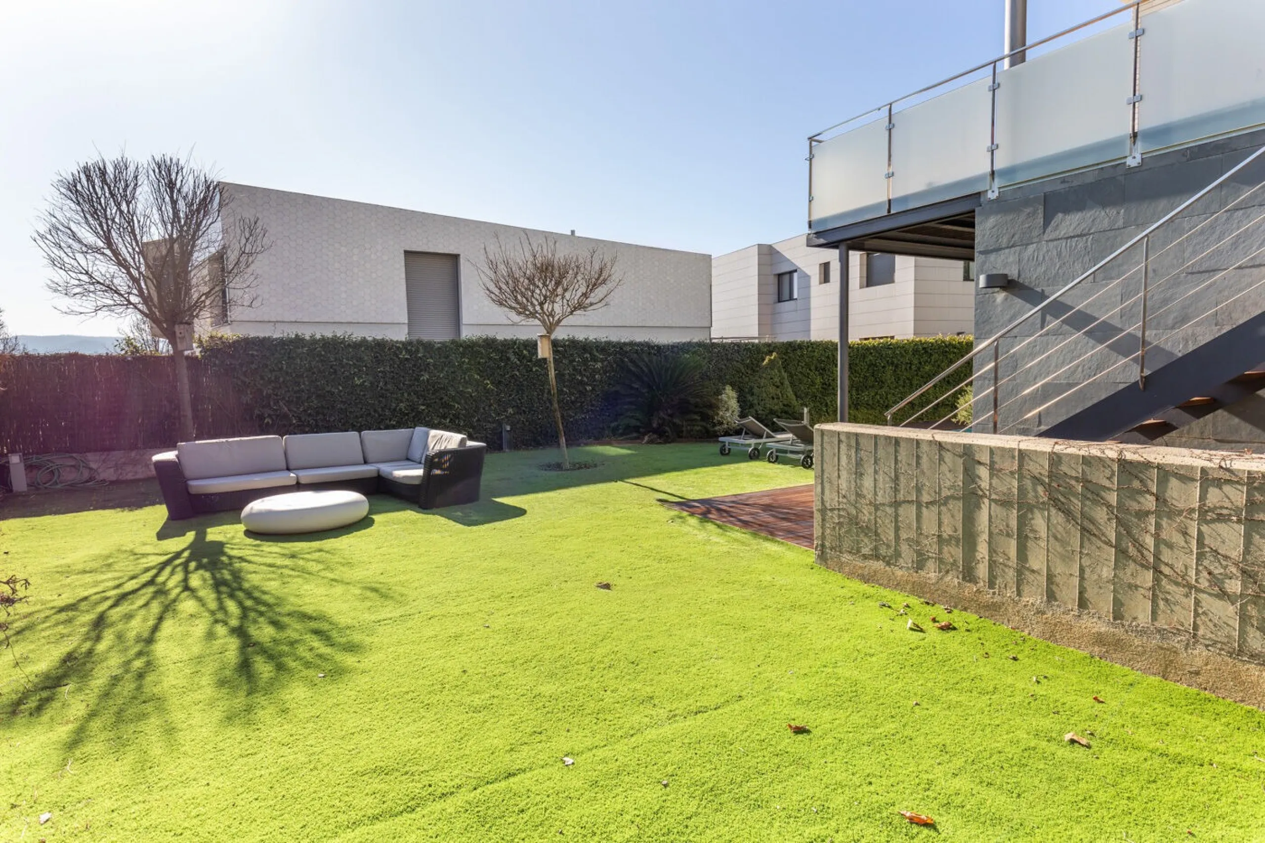 Modern Family Home with Garden and Pool in Sant Cugat del Valles, Barcelona