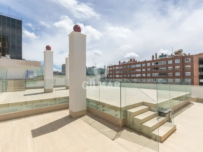 Piso en Castillejos - Madrid