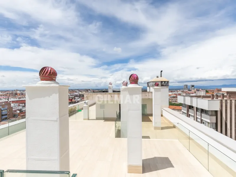 Piso en Castillejos - Madrid
