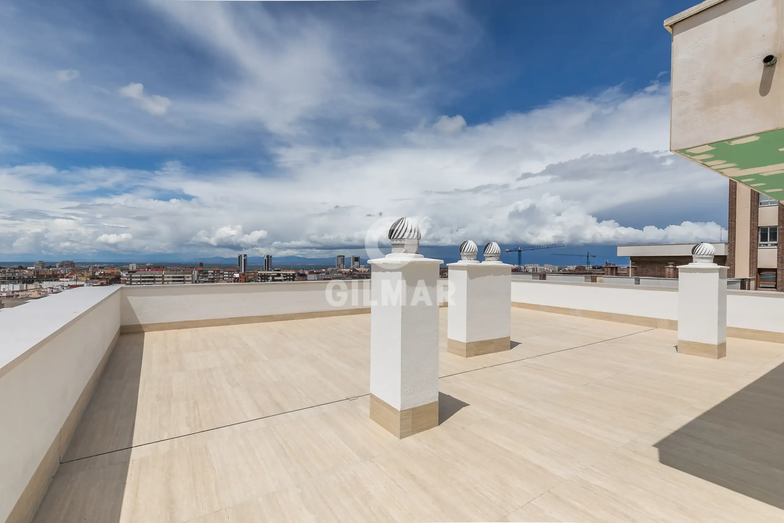 Piso en Castillejos - Madrid