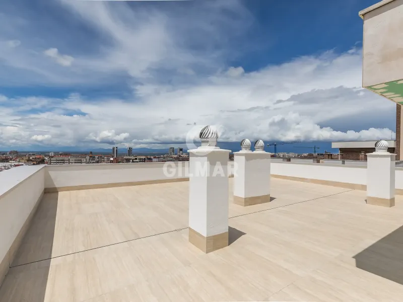 Piso en Castillejos - Madrid
