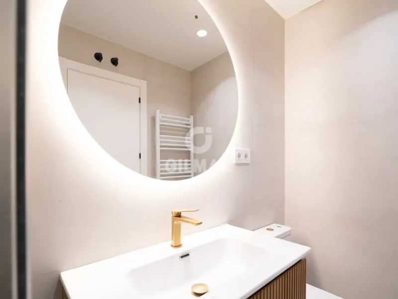 Apartment in Arapiles - Madrid