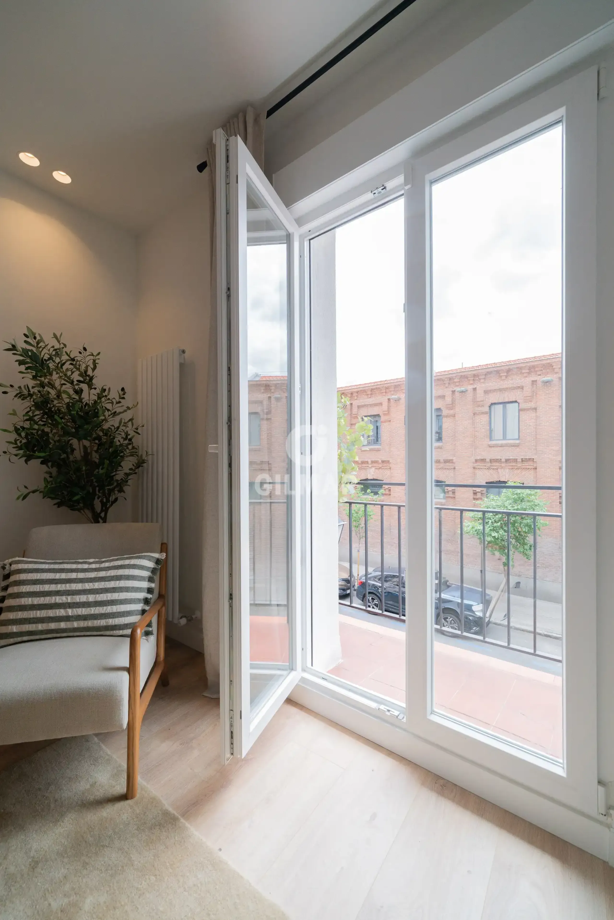 Apartment in Arapiles - Madrid