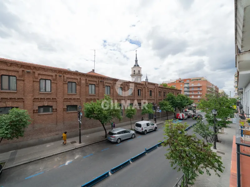 Apartment in Arapiles - Madrid