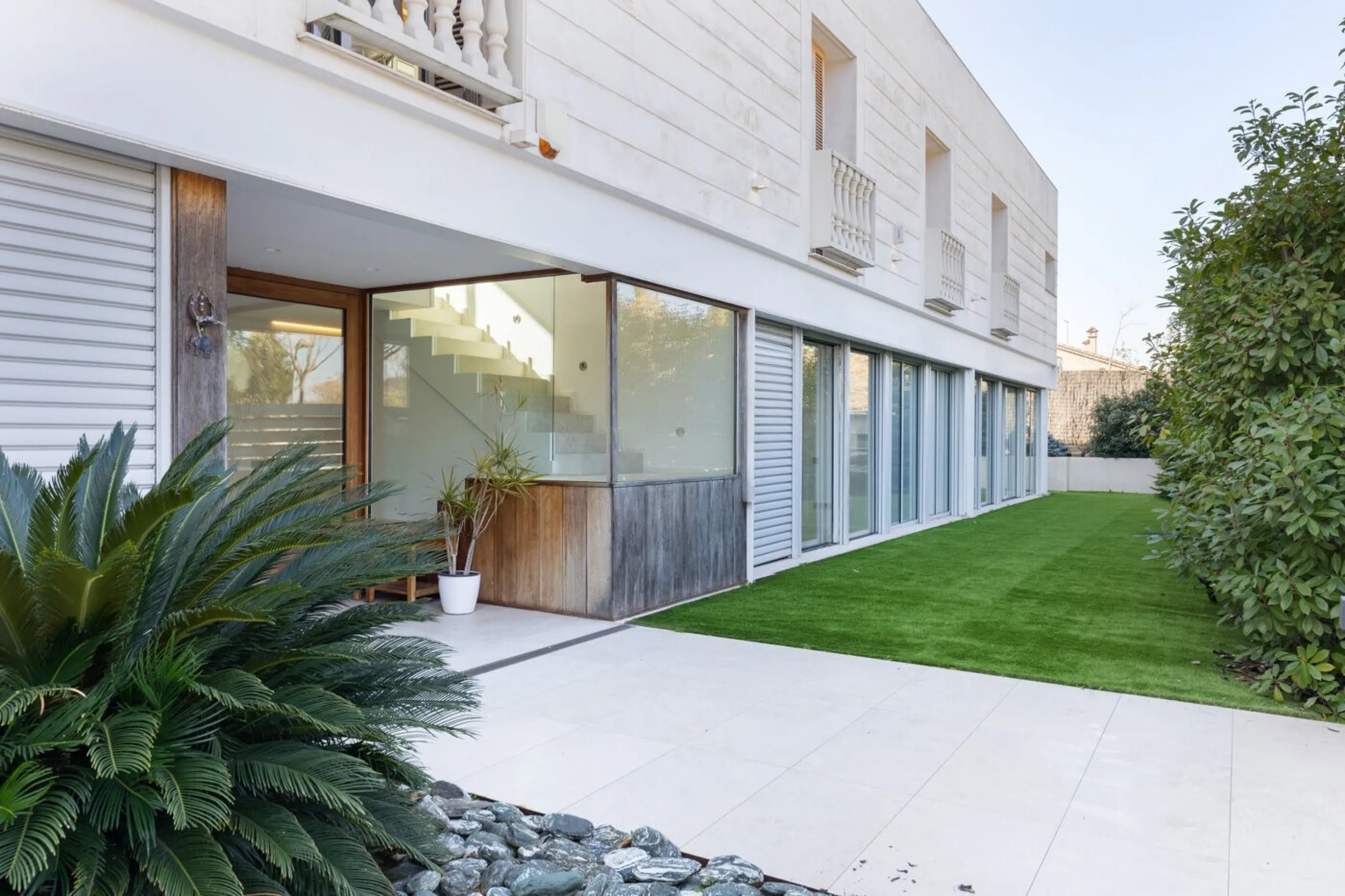 Modern House with Pool and Garden in Sant Cugat del Valles, Barcelona