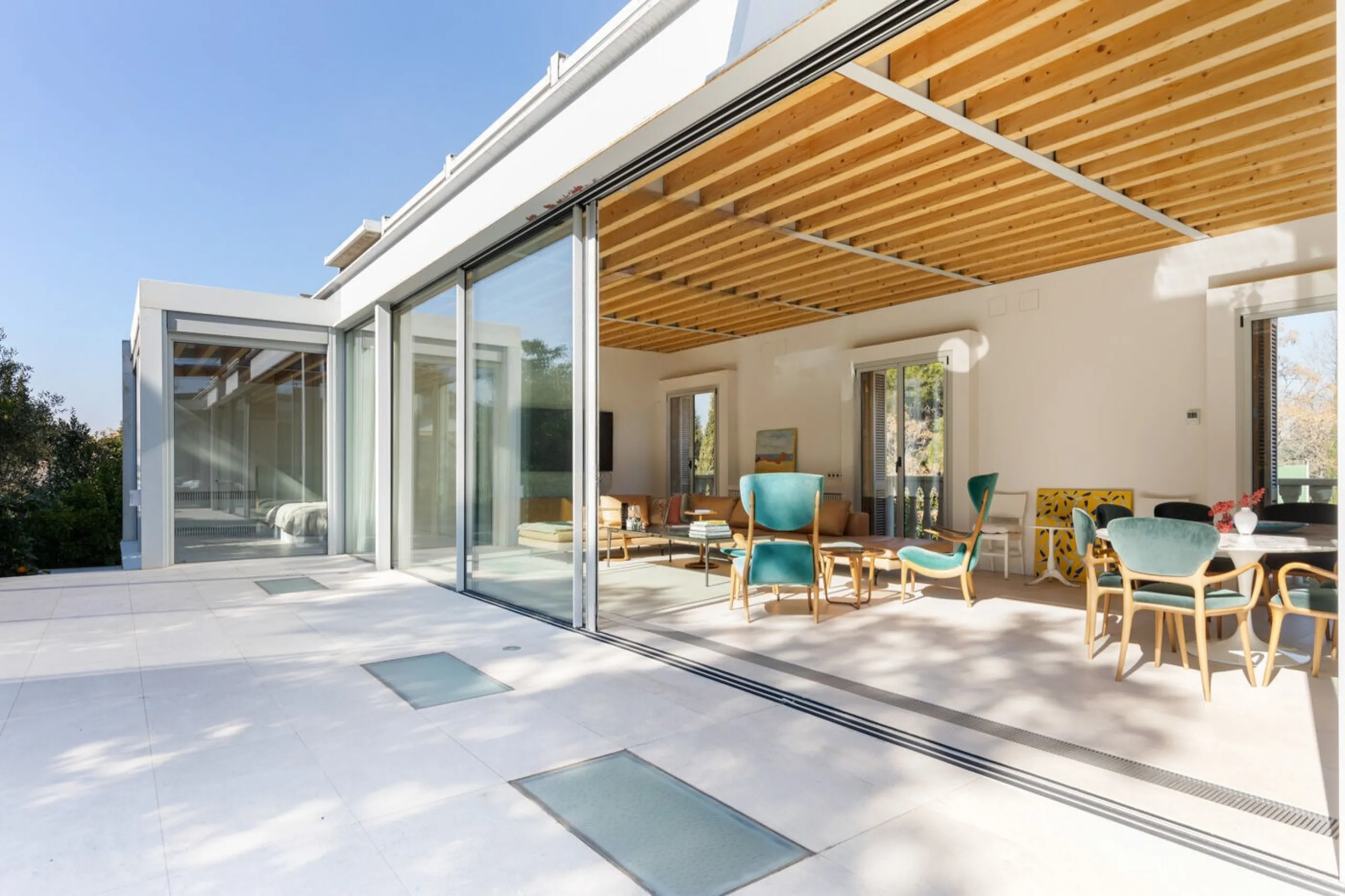 Modern House with Pool and Garden in Sant Cugat del Valles, Barcelona