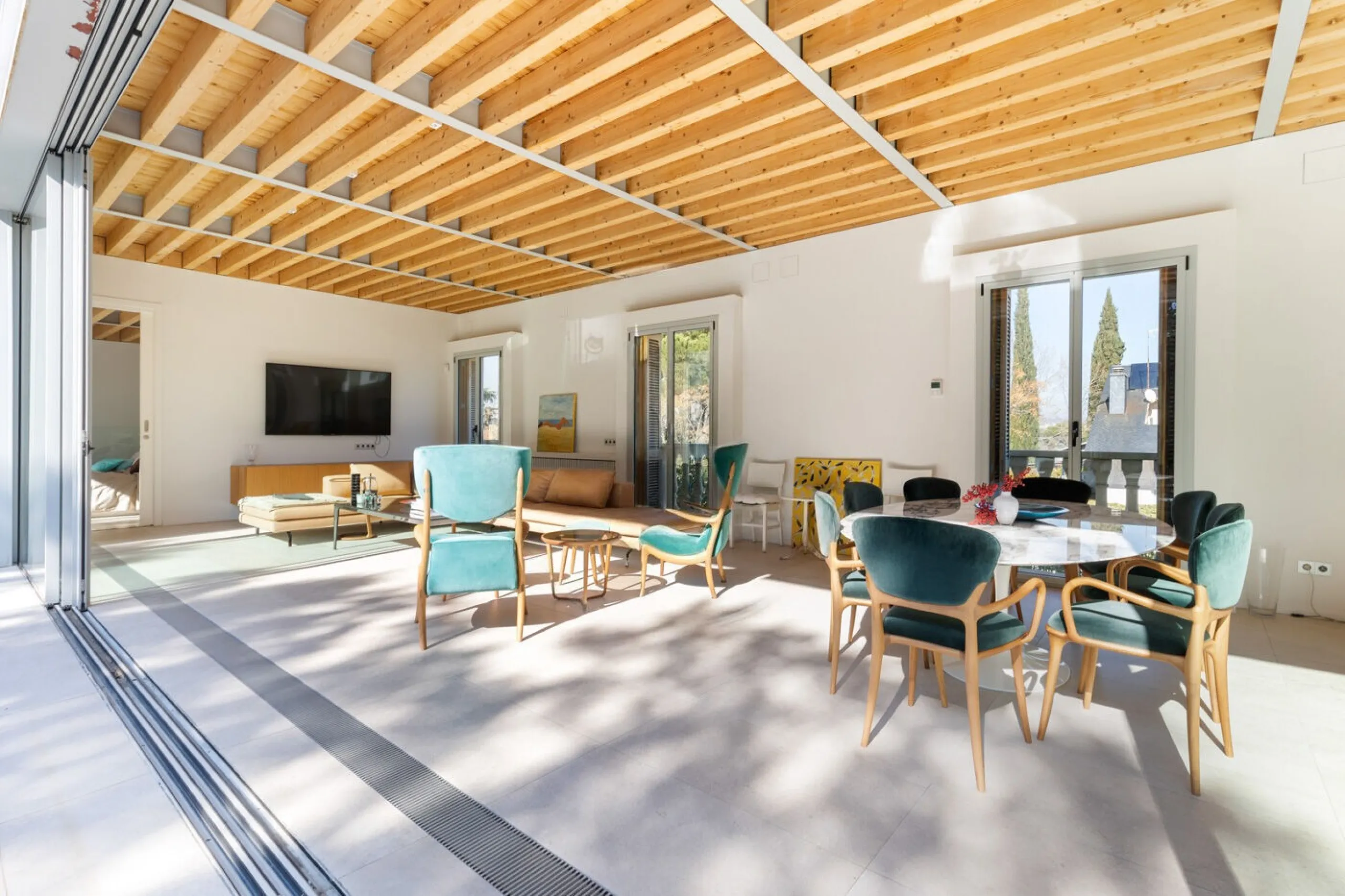 Modern House with Pool and Garden in Sant Cugat del Valles, Barcelona