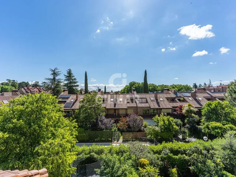 Chalet Adosado en Majadahonda - Madrid